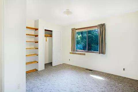 Bedroom - 14311 Indian Acres Trl, Redding, CA 96003 photo 4 of 7