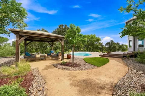 Exterior - 17925 Rivers Edge Dr, Red Bluff, CA 96080 photo 10 of 20