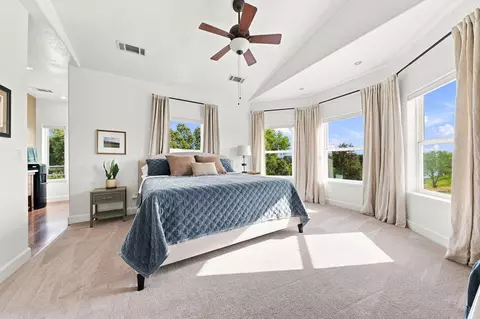 Bedroom - 17925 Rivers Edge Dr, Red Bluff, CA 96080 photo 1 of 4