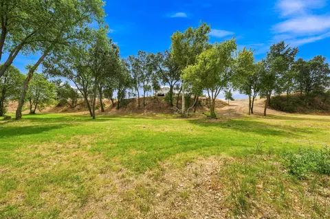 Exterior - 17925 Rivers Edge Dr, Red Bluff, CA 96080 photo 15 of 20