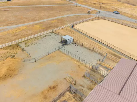 View/Area - 17925 Rivers Edge Dr, Red Bluff, CA 96080 photo 4 of 16