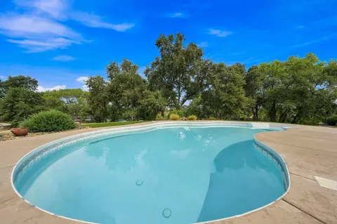 Exterior - 17925 Rivers Edge Dr, Red Bluff, CA 96080 photo 8 of 20
