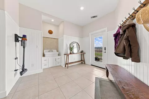 Entry Way - 17925 Rivers Edge Dr, Red Bluff, CA 96080 photo 1 of 3