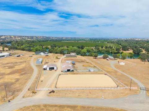 View/Area - 17925 Rivers Edge Dr, Red Bluff, CA 96080 photo 9 of 16