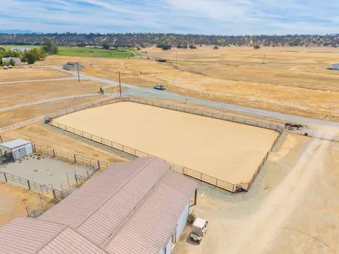 View/Area - 17925 Rivers Edge Dr, Red Bluff, CA 96080 photo 3 of 16