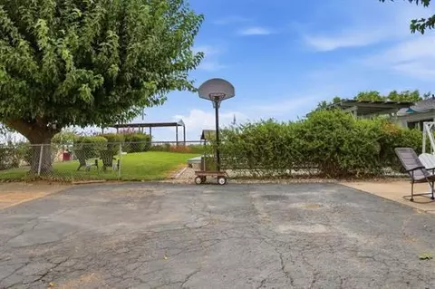 20810 Foley Rd, Red Bluff, CA 96080