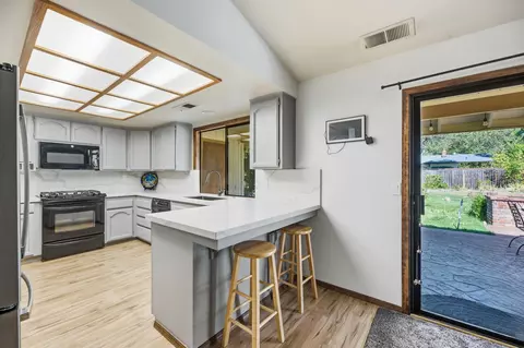 Kitchen - 891 Sunriver Ln, Redding, CA 96001 photo 1 of 4