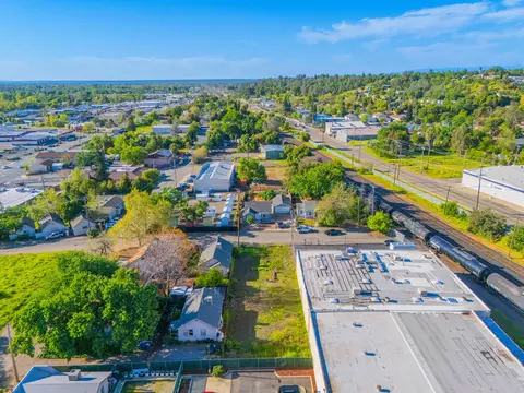 1424 Spruce St, Redding, CA 96001 photo 7