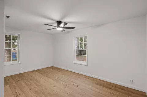 Bedroom - 36770 Woods Ave, Burney, CA 96013 photo 1 of 6