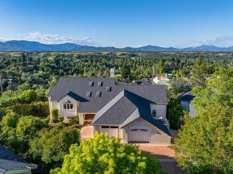 View/Area - 3197 Pinot Path, Redding, CA 96001 photo 1 of 7