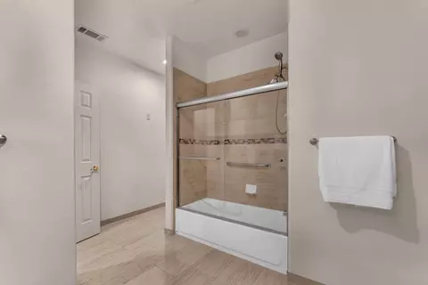 Bath - 3197 Pinot Path, Redding, CA 96001 photo 7 of 7