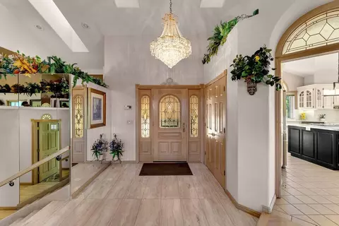 Entry Way - 3197 Pinot Path, Redding, CA 96001 photo 3 of 5