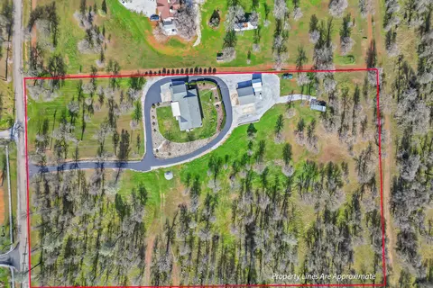 12249 Manzanoaks Dr, Redding, CA 96003 photo 34