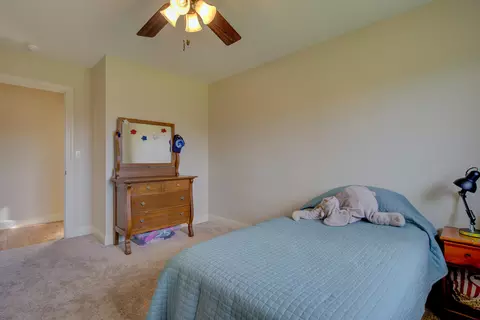 12249 Manzanoaks Dr, Redding, CA 96003 photo 23