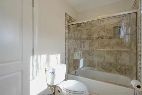 12249 Manzanoaks Dr, Redding, CA 96003 photo 22