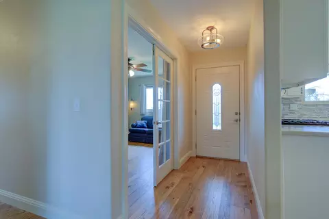 12249 Manzanoaks Dr, Redding, CA 96003 photo 4
