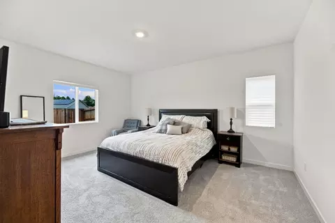 Bedroom - 5237 Monaco Pkwy, Redding, CA 96002 photo 1 of 4