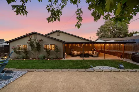 Exterior - 1360 Hemlock Ave, Anderson, CA 96007 photo 11 of 12