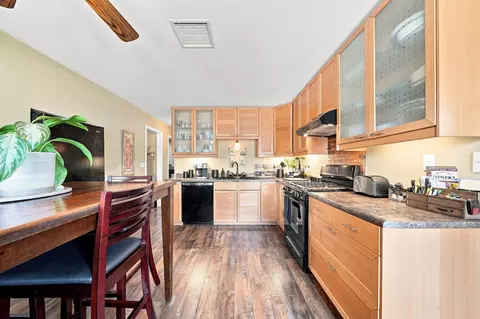 Kitchen - 1360 Hemlock Ave, Anderson, CA 96007 photo 2 of 3