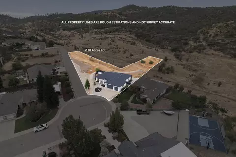 View/Area - 4689 Kilkee Dr, Redding, CA 96001 photo 5 of 7