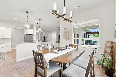 Dining - 4689 Kilkee Dr, Redding, CA 96001 photo 2 of 2