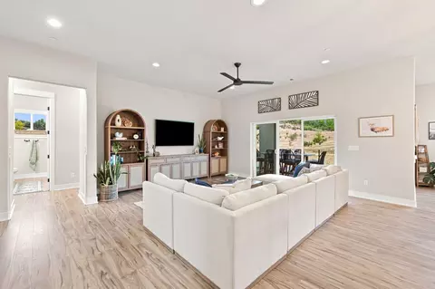 Living - 4689 Kilkee Dr, Redding, CA 96001 photo 1 of 1