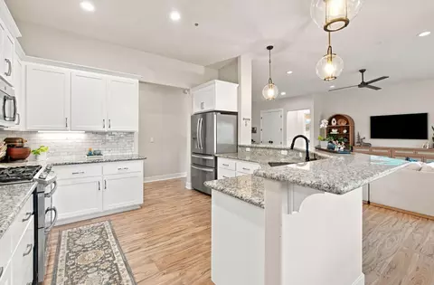 Kitchen - 4689 Kilkee Dr, Redding, CA 96001 photo 6 of 6