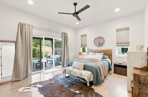 Bedroom - 4689 Kilkee Dr, Redding, CA 96001 photo 1 of 4