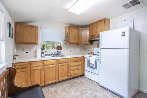 Kitchen - 2037 Pine St, Redding, CA 96001 photo 1 of 1