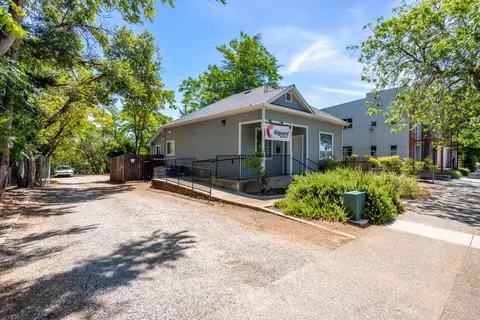 Exterior - 2037 Pine St, Redding, CA 96001 photo 6 of 6