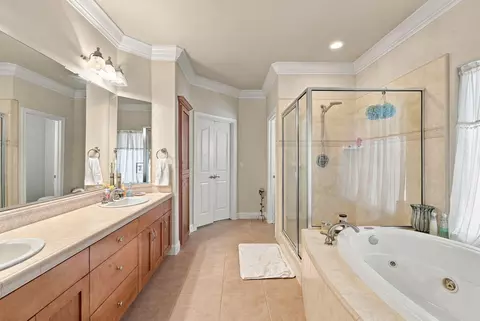 Bath - 2323 Tradition Way, Redding, CA 96001 photo 1 of 6