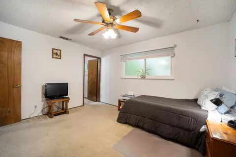 Bedroom - 5637 Cascade Dr, Redding, CA 96003 photo 6 of 6