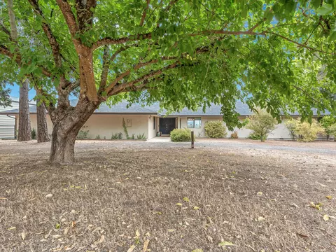 Exterior - 6905 Scotview Ln, Anderson, CA 96007 photo 3 of 15