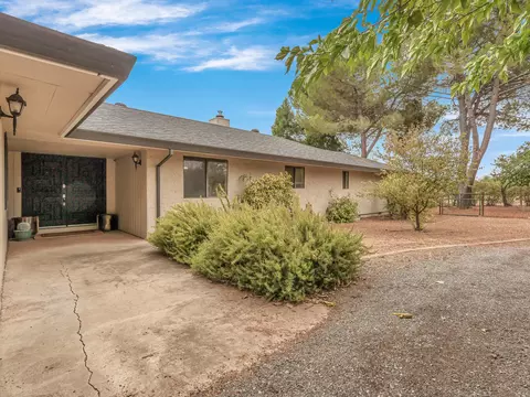 Exterior - 6905 Scotview Ln, Anderson, CA 96007 photo 5 of 15