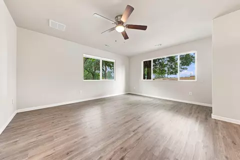 Living - 2460 N Bonnyview Rd, Redding, CA 96001 photo 2 of 4