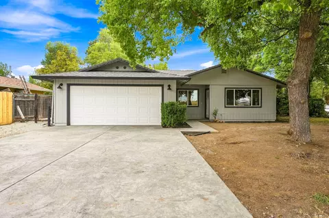 Exterior - 2460 N Bonnyview Rd, Redding, CA 96001 photo 2 of 7