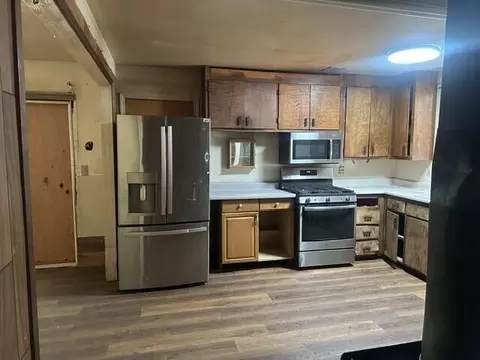 Kitchen - 6838 Reflection St, Redding, CA 96001 photo 1 of 2