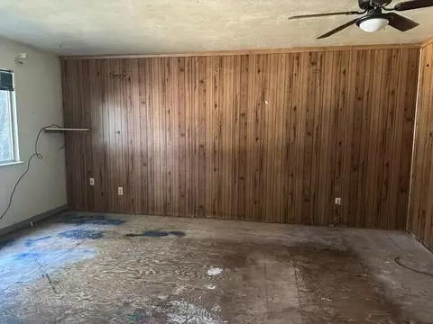 Living - 6838 Reflection St, Redding, CA 96001 photo 1 of 2