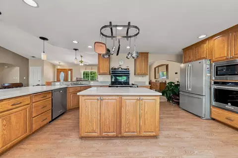 Kitchen - 11764 E Stillwater Way, Redding, CA 96003 photo 3 of 6