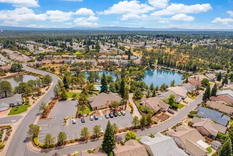 View/Area - 332 Franciscan Trl, Redding, CA 96003 photo 4 of 5