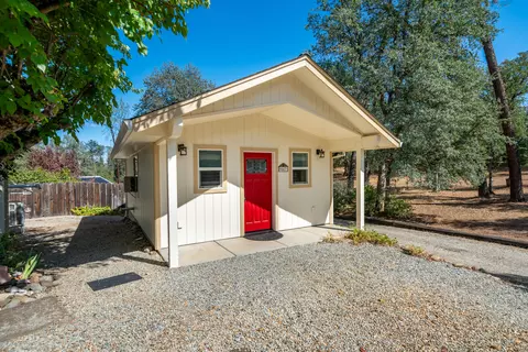 Exterior - 9047 Chaparral Dr, Redding, CA 96001 photo 3 of 46