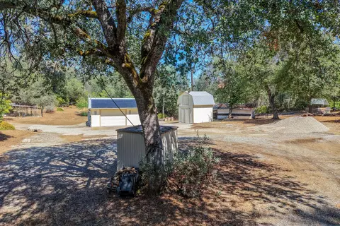 Exterior - 9047 Chaparral Dr, Redding, CA 96001 photo 43 of 46