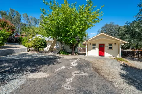 Exterior - 9047 Chaparral Dr, Redding, CA 96001 photo 2 of 46