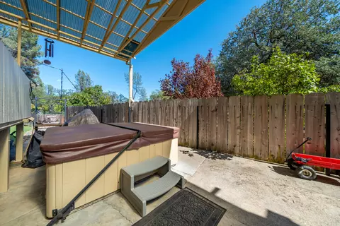 Exterior - 9047 Chaparral Dr, Redding, CA 96001 photo 11 of 46