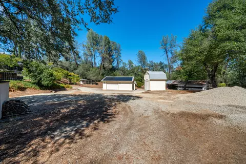 Exterior - 9047 Chaparral Dr, Redding, CA 96001 photo 22 of 46