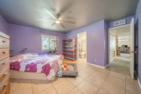 Bedroom - 9047 Chaparral Dr, Redding, CA 96001 photo 3 of 5