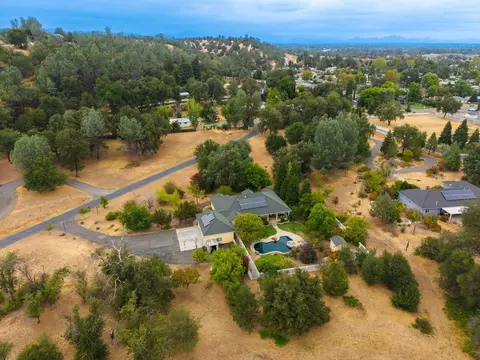 View/Area - 19355 Jacqueline St, Anderson, CA 96007 photo 4 of 6