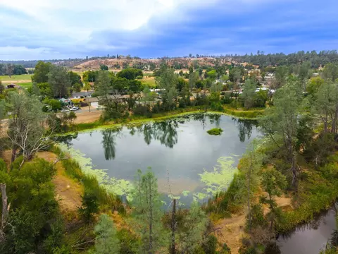 View/Area - 19355 Jacqueline St, Anderson, CA 96007 photo 2 of 6
