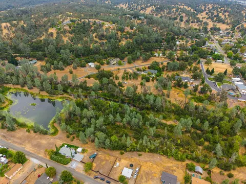View/Area - 19355 Jacqueline St, Anderson, CA 96007 photo 6 of 6