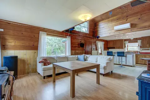 Living - 441 Creekside Rd, Hyampom, CA 96046 photo 2 of 3
